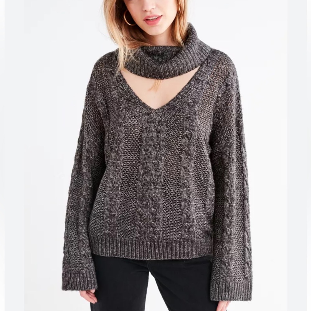 Urban outfitters gray UO Cable Knit Cut-Out Sweater size small